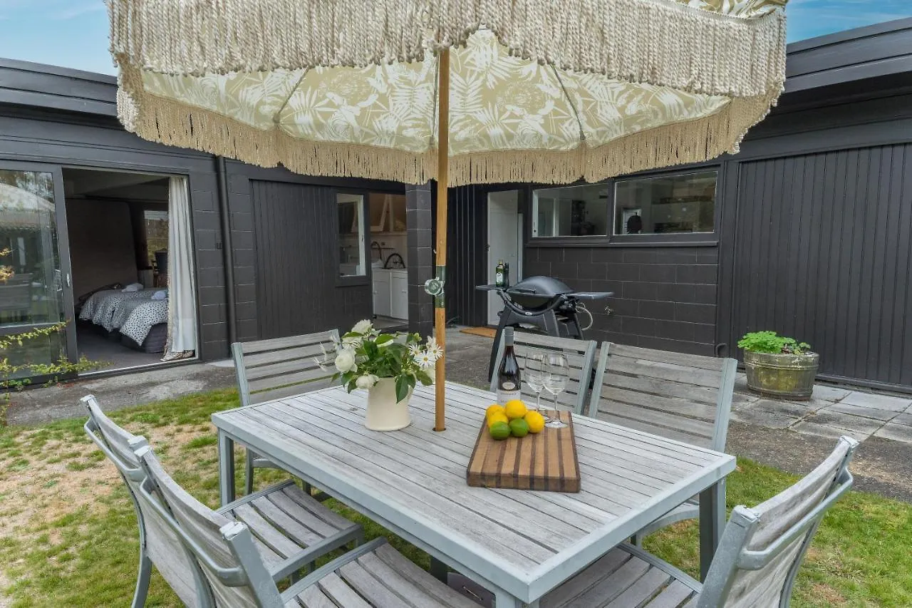 Holiday home Henry'S Bach Villa Taupo