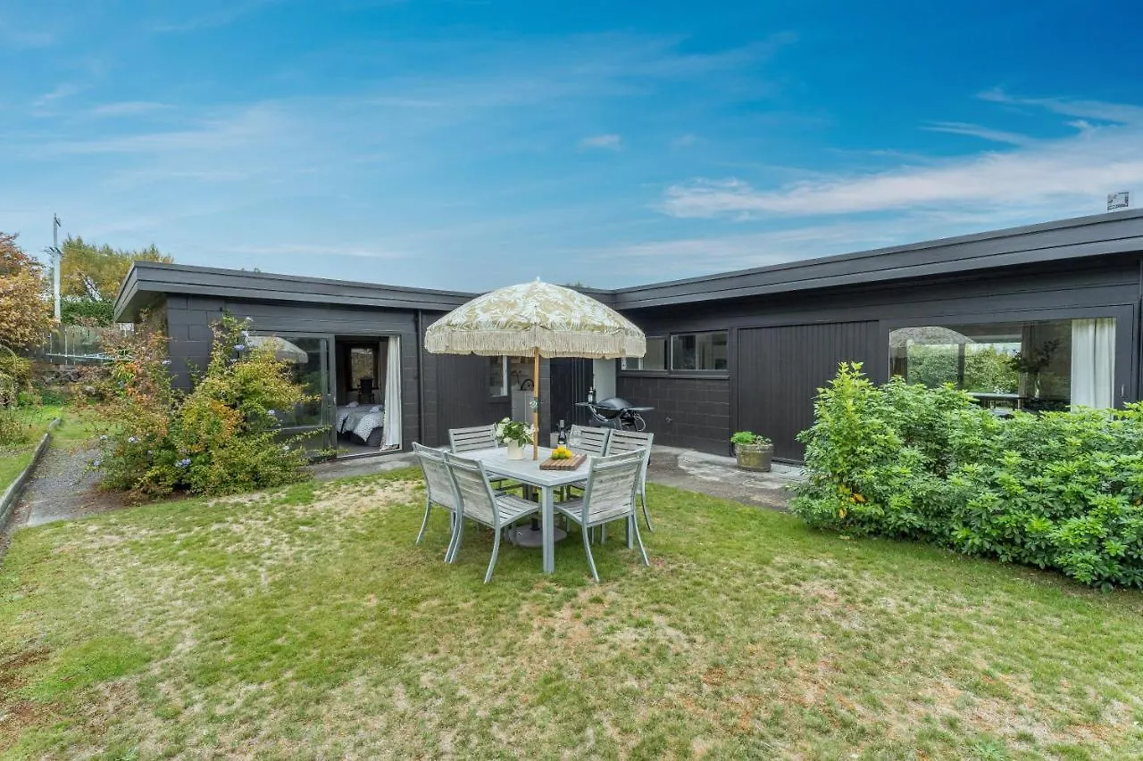 Holiday home Henry'S Bach Villa Taupo